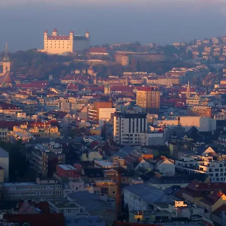 Skypark Retreat With Balcony 公寓