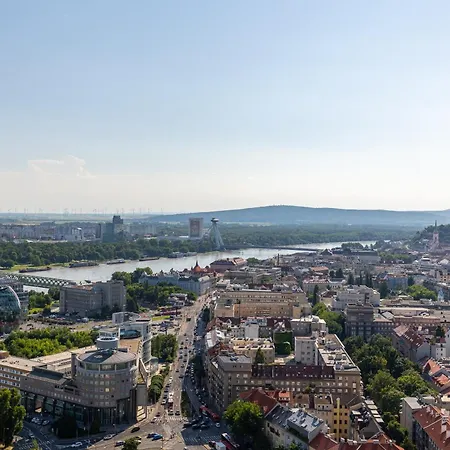 Skypark Retreat With Balcony *