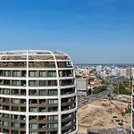 Skypark Retreat With Balcony Lejlighed Bratislava